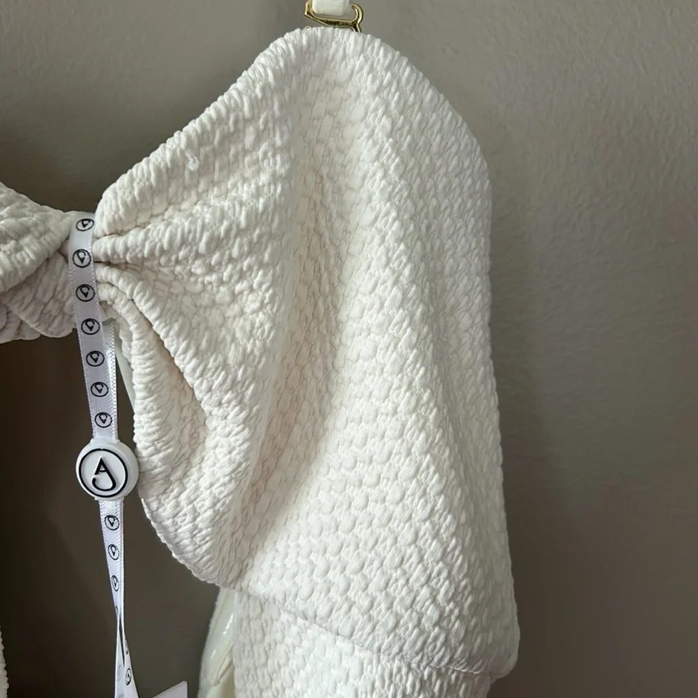 Axil‎ Swim Selena Textured One Piece Swimsuit White (Off-White) Size Small